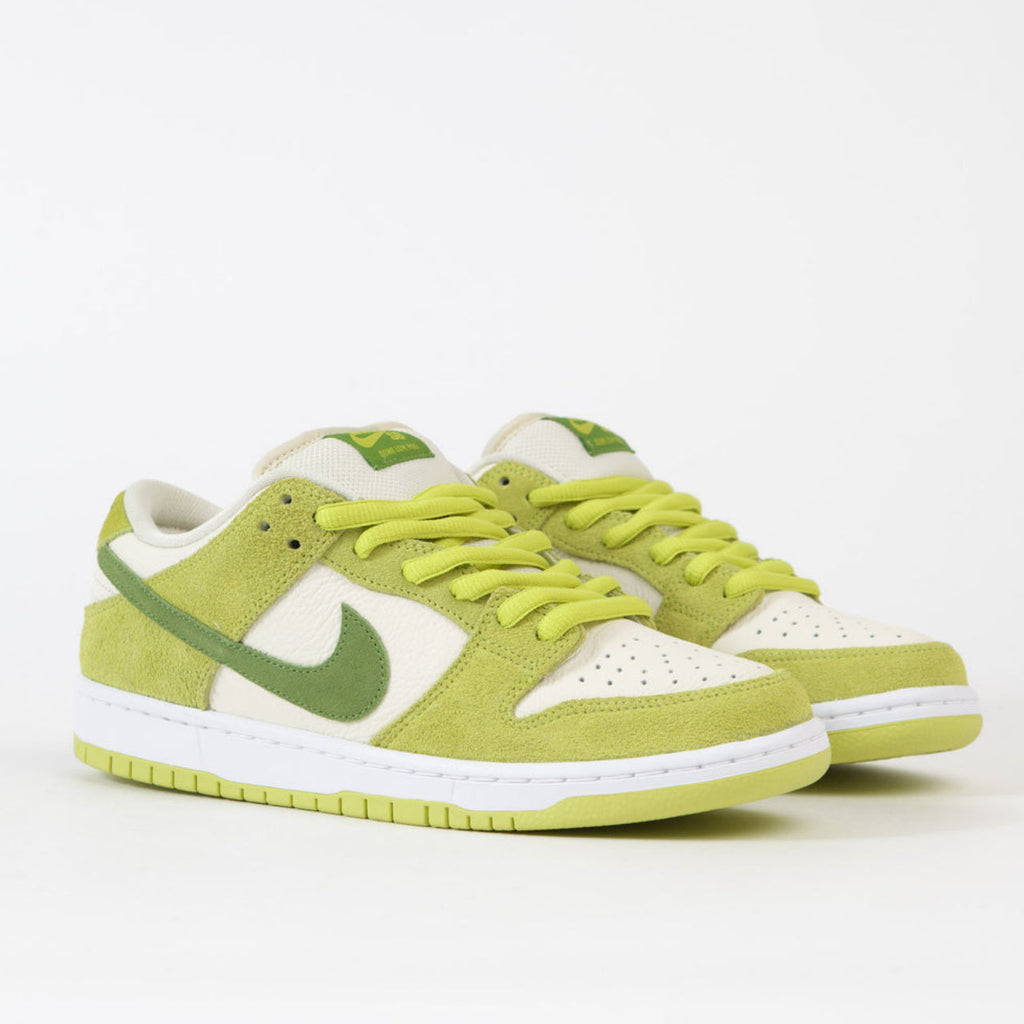 Nike SB Dunk Low Pro Apple